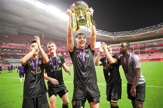 双输？纽卡1.45亿欧卖伊萨克 1.2亿欧签伊兰加+维萨 0球+0出场（两头落空？纽卡1.45亿欧卖伊萨克，1.2亿欧签伊兰加+维萨却0出场0进球）